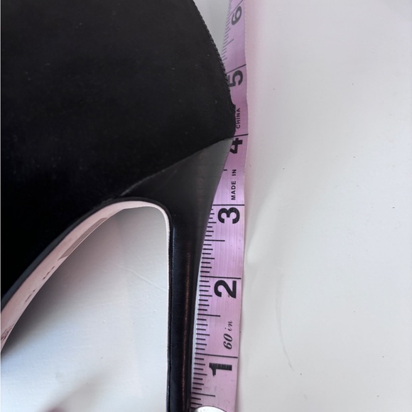 Brand New COACH Black Lena Lux Suede Lace Up Bootie. Size 5 - Picture 9 of 16